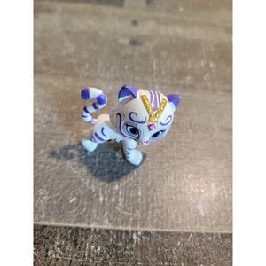 Viacom white purple tiger princess toy figure